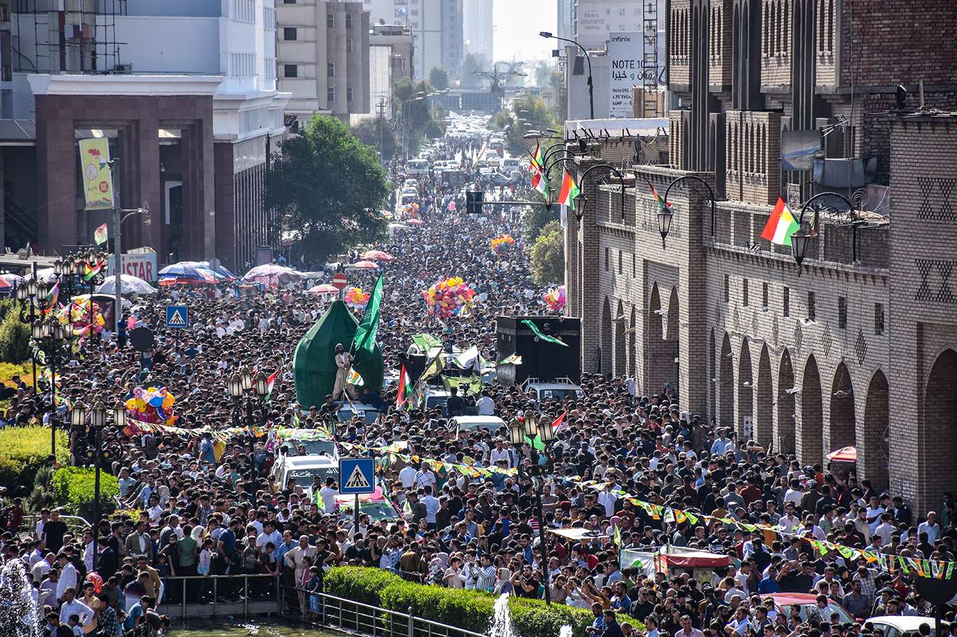 Erbil'de on binlerin katılımıyla mevlit etkinliği düzenlendi